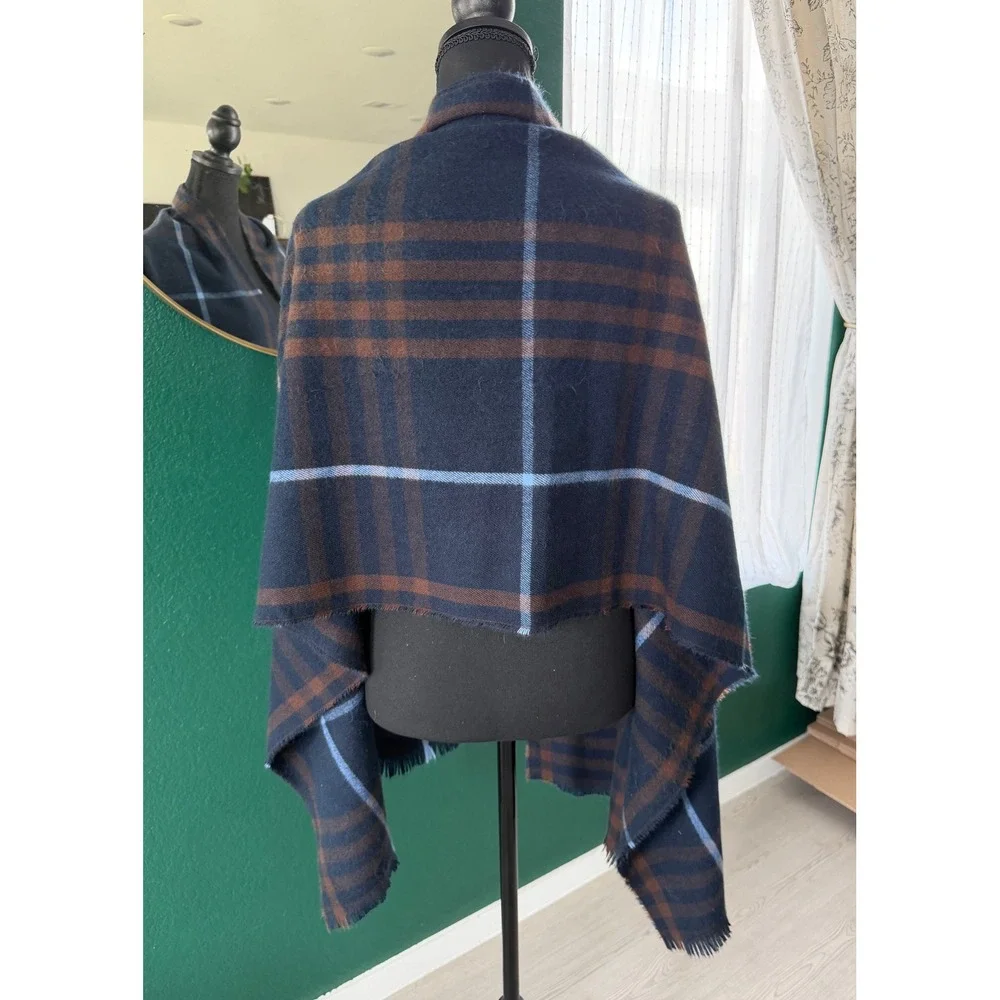 Banana Republic Navy Blue Brown Plaid Oversized Blanket Scarf Shawl Wrap Preppy